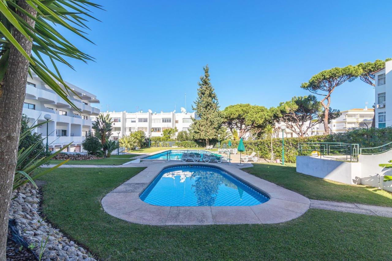 Vilamoura Cosy 2 With Pool By Homing Eksteriør billede