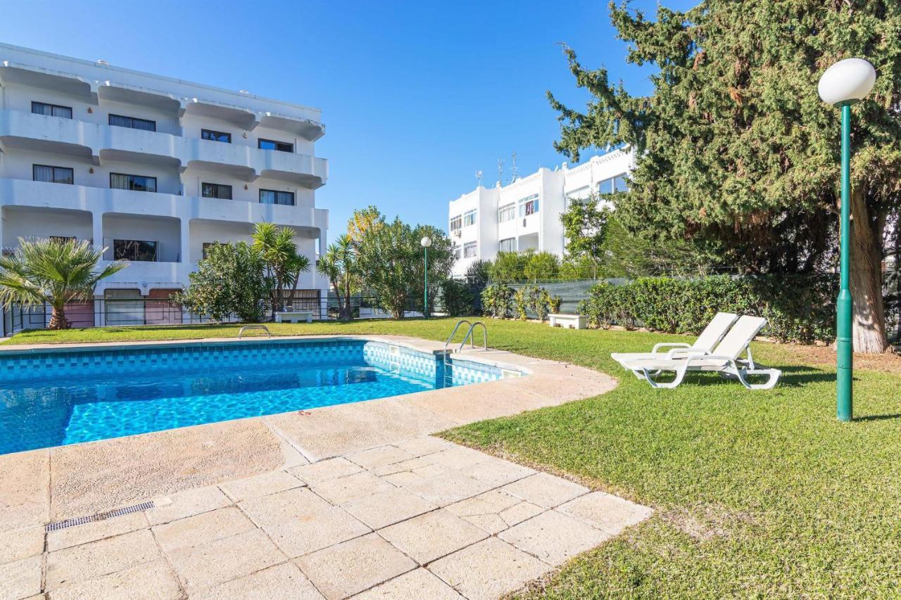 Vilamoura Cosy 2 With Pool By Homing Eksteriør billede