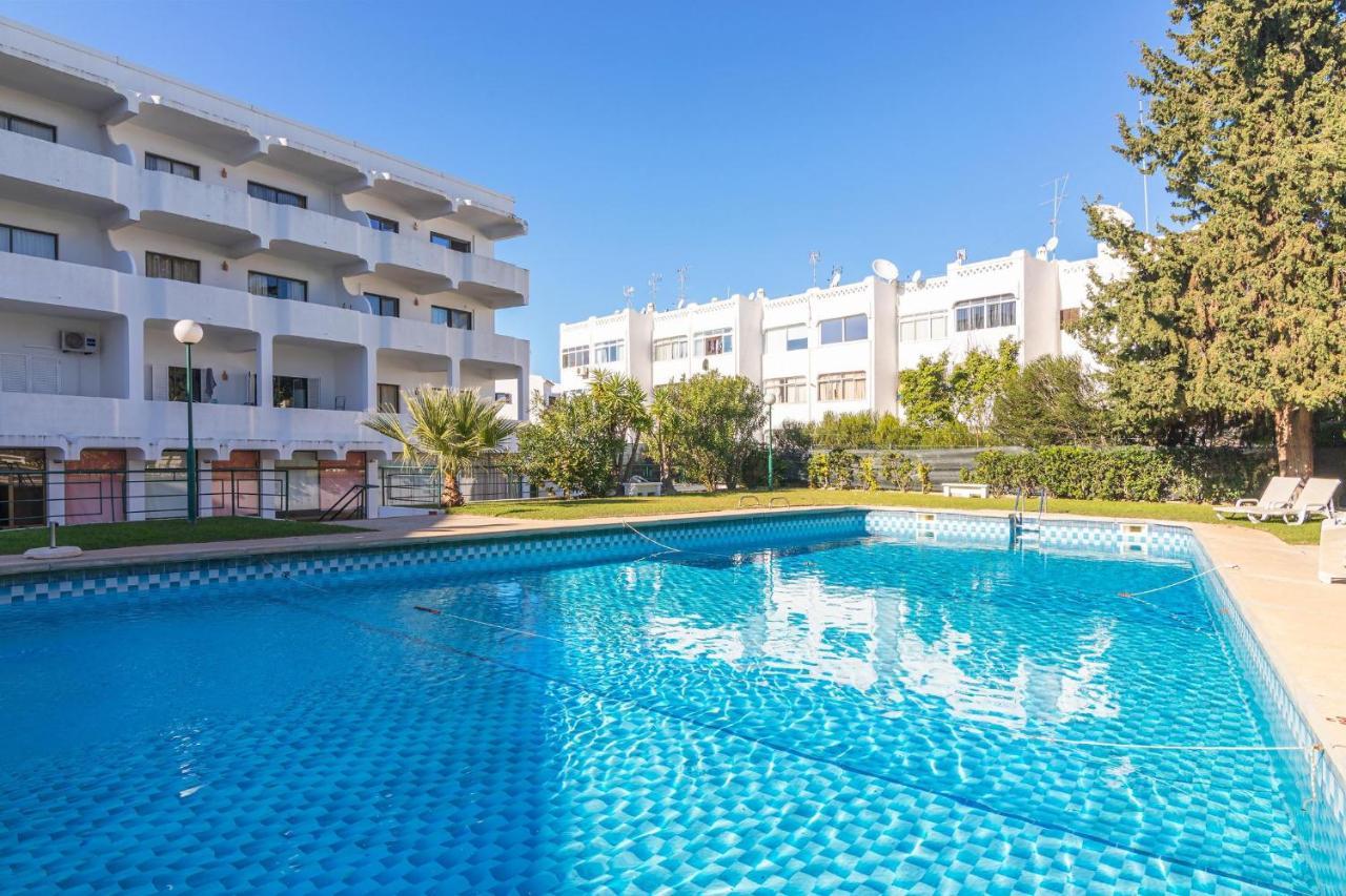Vilamoura Cosy 2 With Pool By Homing Eksteriør billede